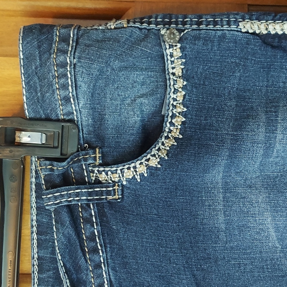 * Apollo Jeans Blue Cropped Capri Jeans with Stretch, Size 17/18, Like New - Picture 2 of 8